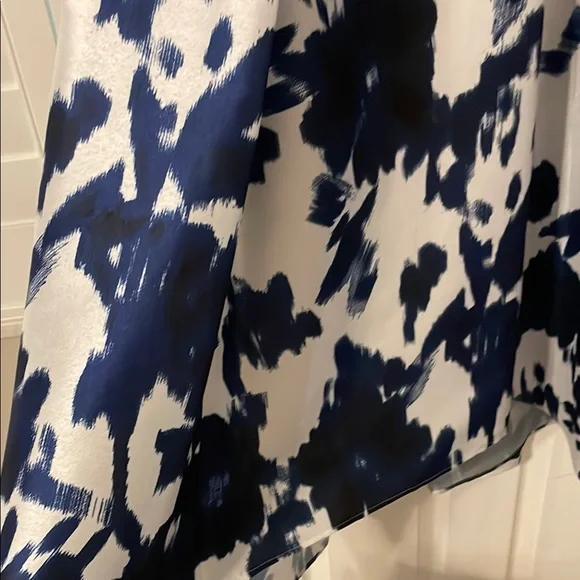 Fit & flare Adrianna Papell Blue & White Dress, great wedding guest dress - Picture 5 of 10